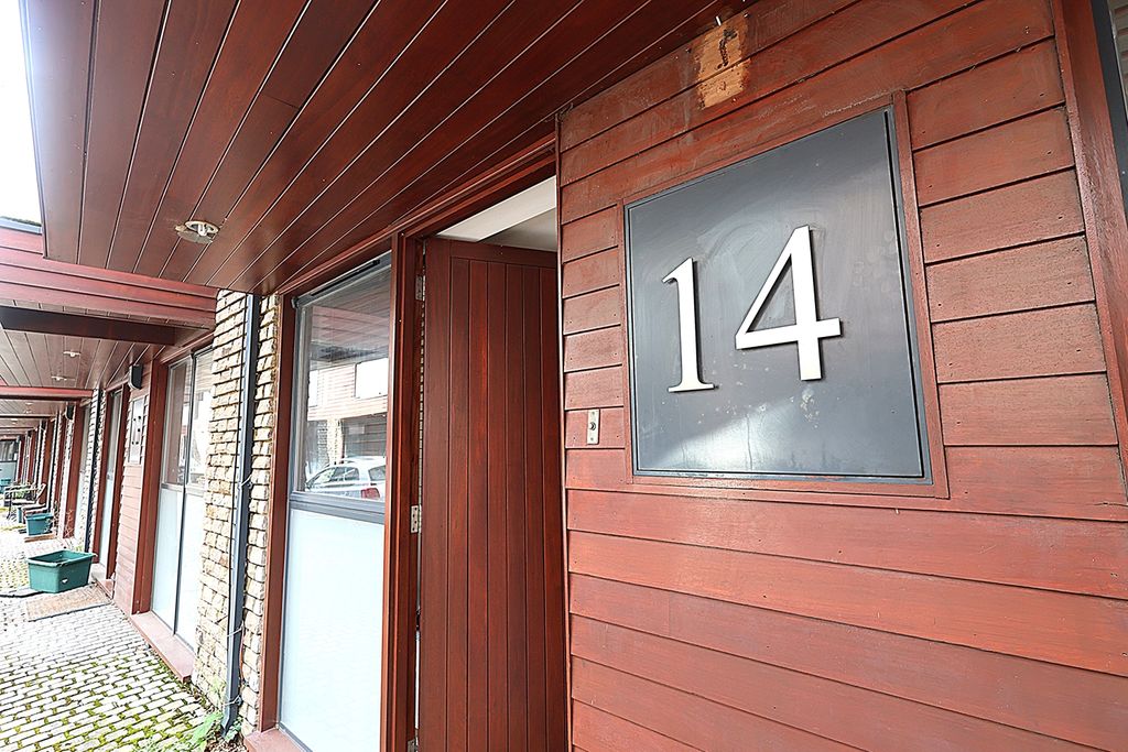 Property photo 2 of 15 Exterior