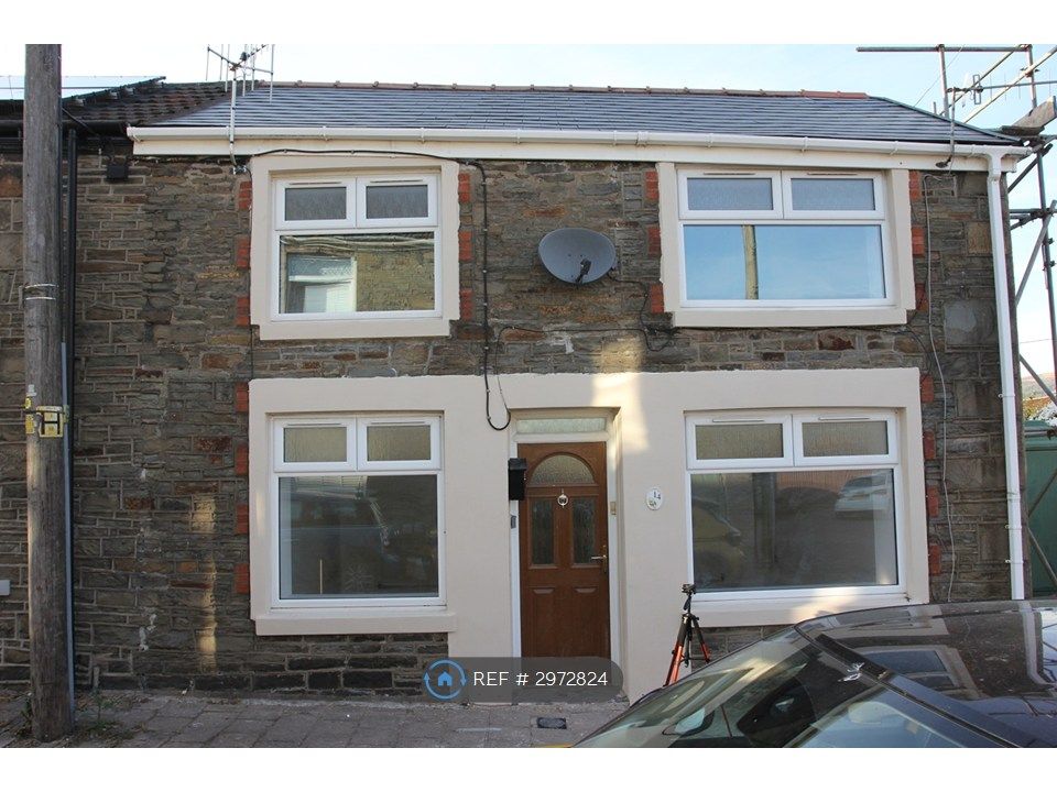Property photo 1 of 30