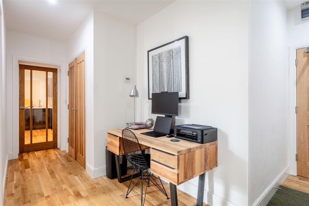 Additional image 14 of 2 bed flat for saleStation Quarter Apartments, Boltro Road, Haywards Heath RH16
