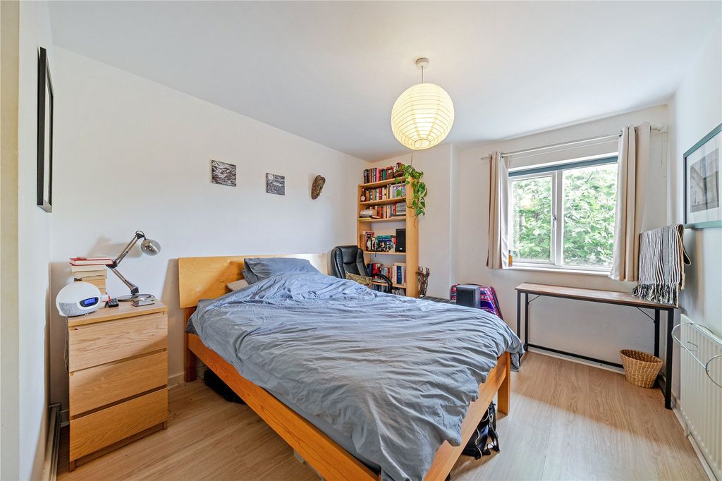 Property photo 3 of 16 Picture No. 27