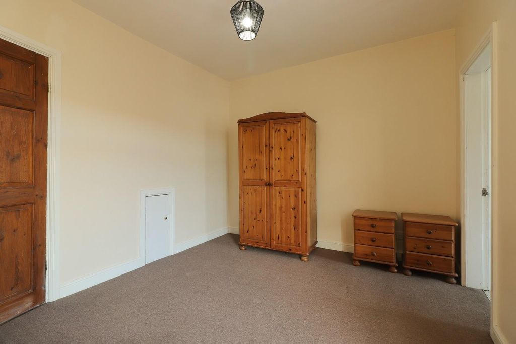 Property photo 3 of 26 Bedroom 1
