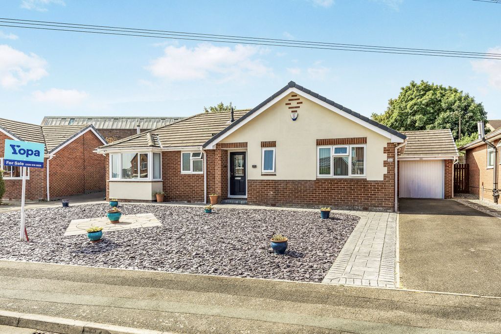 Property photo 1 of 20 Df2B169d-6297-F111-B8dc-7Ced8d6B4B86