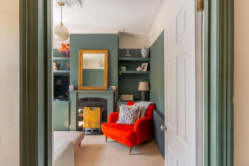 Property photo 1 of 36 0C3Rgk - Living Room D.Jpg