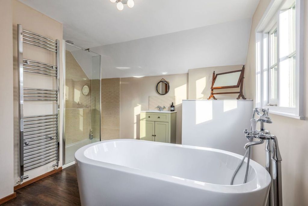 Additional image 13 of 4 bed semi-detached house to rentHever TN8