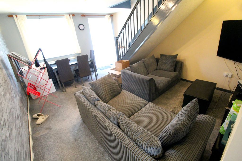 Property photo 3 of 7 Lounge/Diner