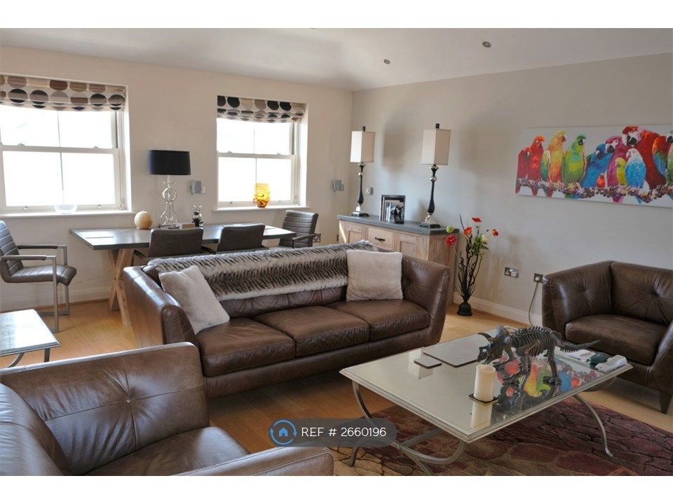 Property photo 1 of 10 Lounge/Diner