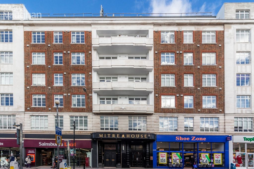 Property photo 1 of 6 Main