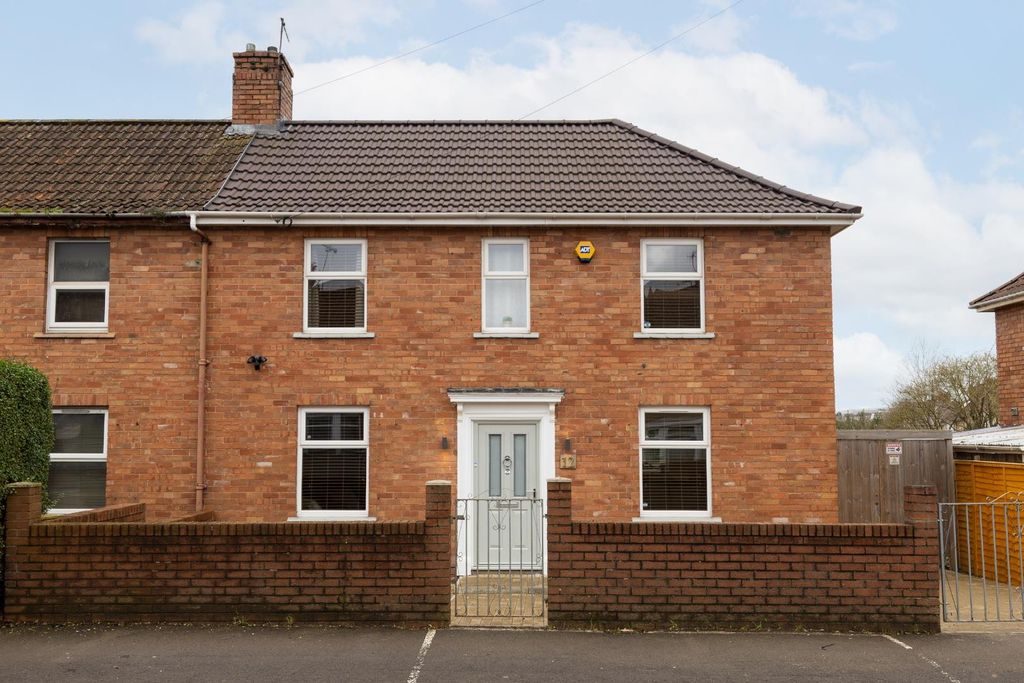 Property photo 2 of 30 12 Wedmore Vale, Bs3--29.Jpg