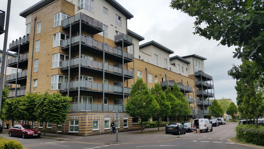 Property photo 1 of 9