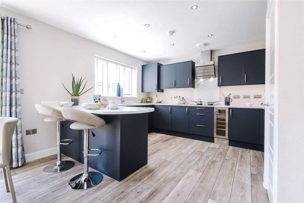 Property photo 3 of 14 Picture No. 04