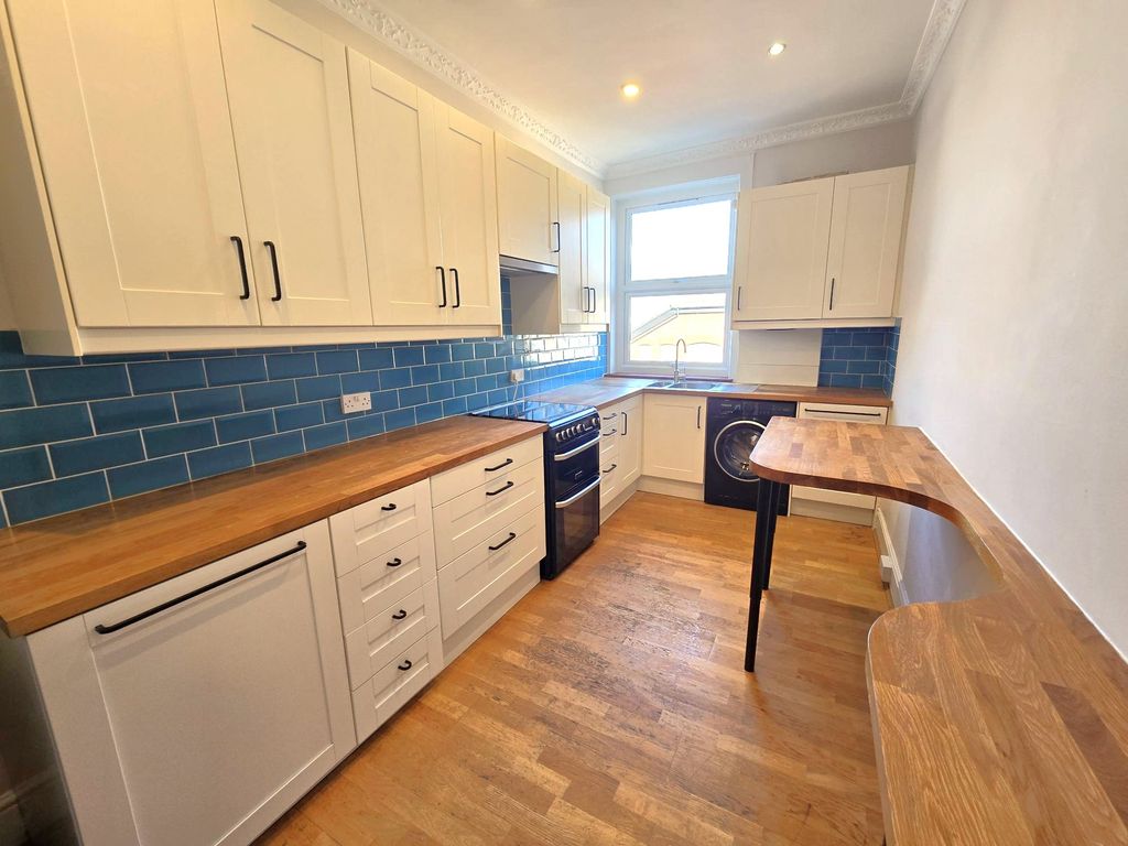 Property photo 3 of 9 Image