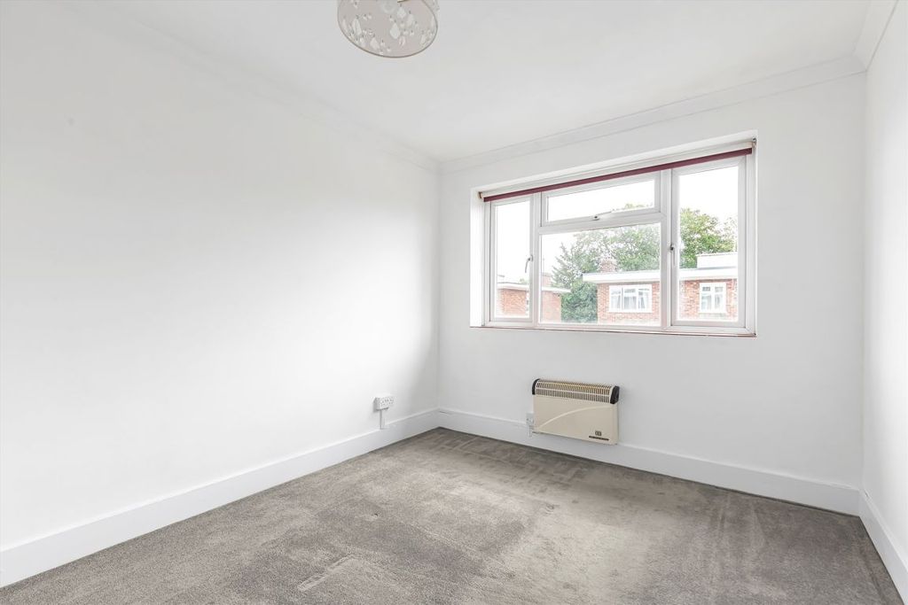Property photo 2 of 4