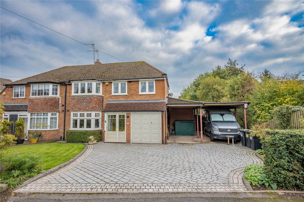 Property photo 1 of 29 Picture No. 28