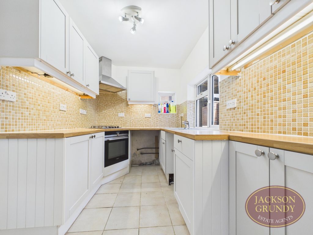 Property photo 2 of 8 Uppingham Street