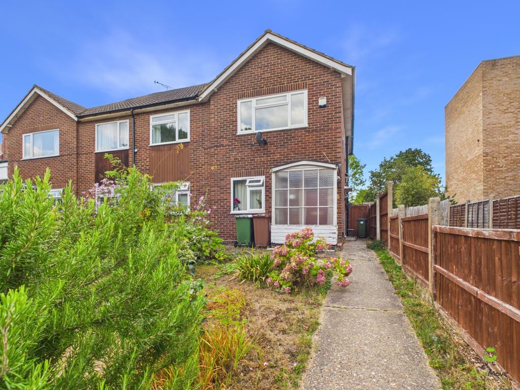 Property photo 1 of 8 Cam02615G0-Pr0262-Still026