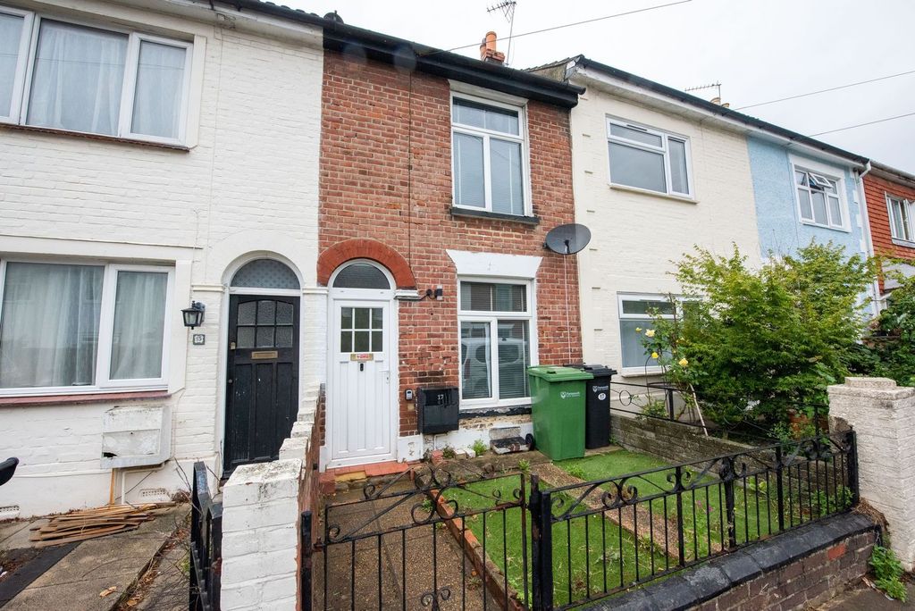 Property photo 1 of 7