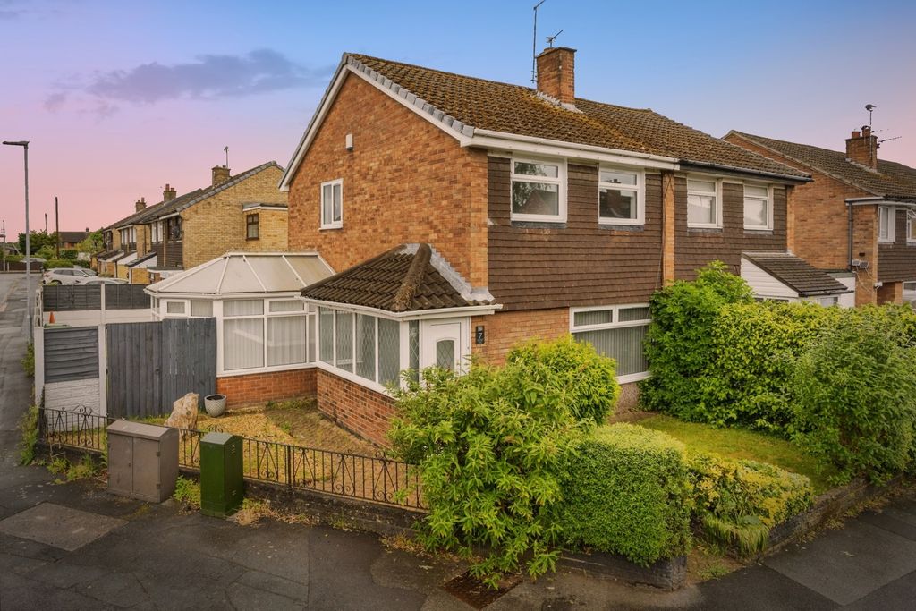 Property photo 1 of 19 Pbox-Img.Jpg
