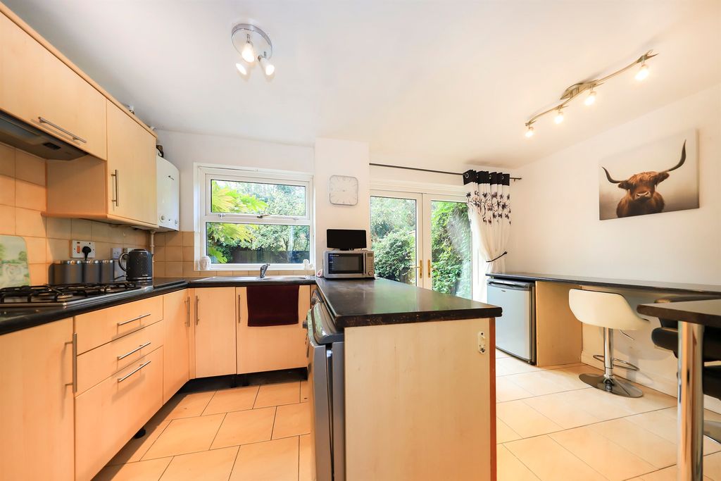 Property photo 3 of 15