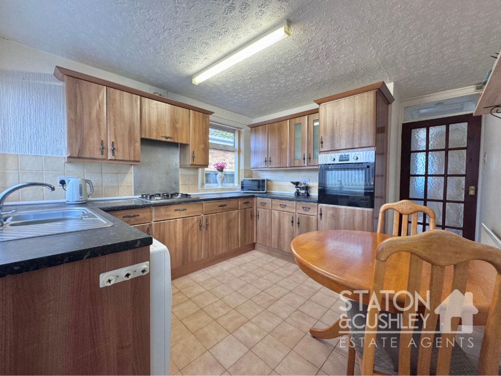 Property photo 2 of 24