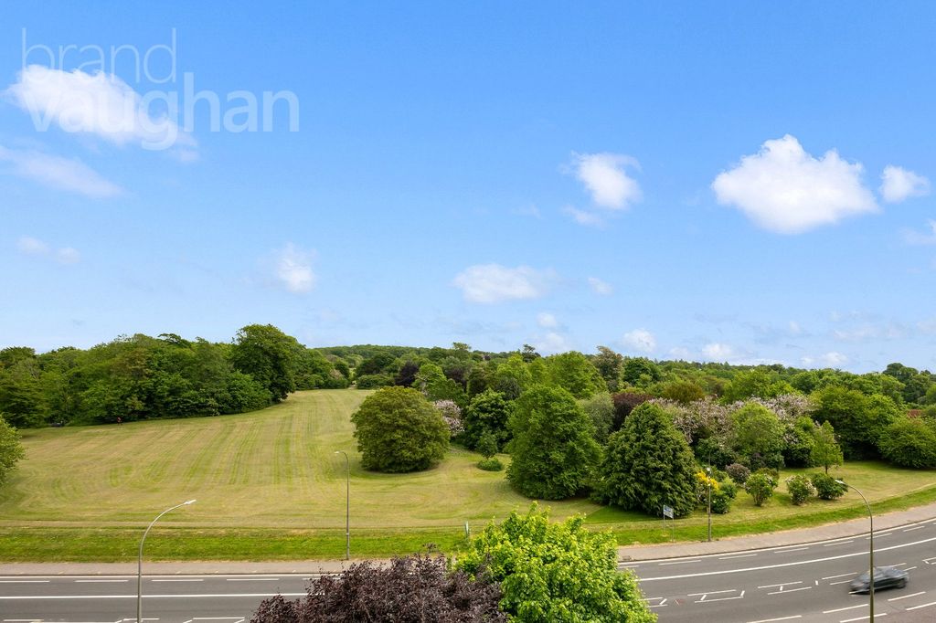 Property photo 3 of 18 Picture No. 23