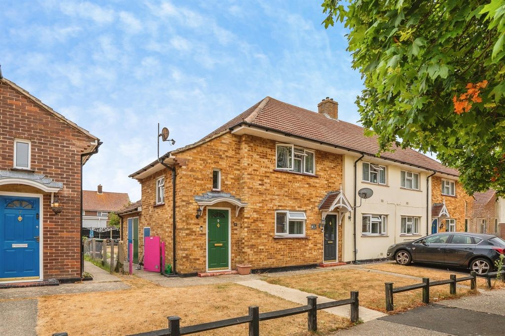 Property photo 1 of 11