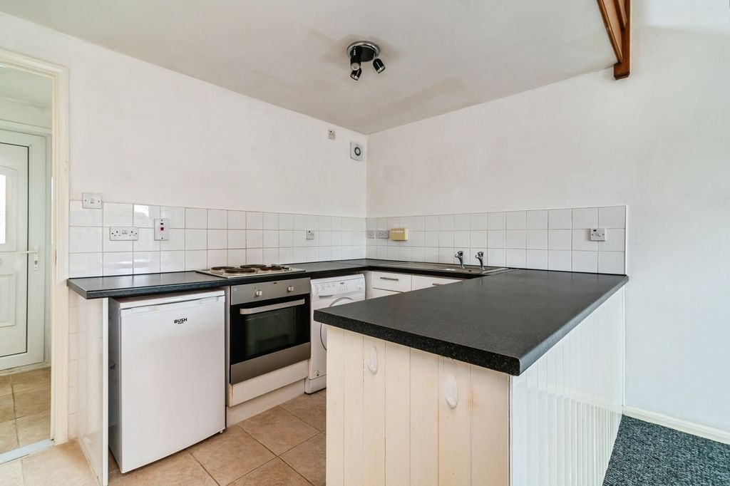 Property photo 3 of 15 Pbox-Img.Jpg