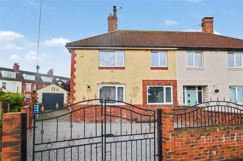 Property photo 1 of 21 Picture No. 23