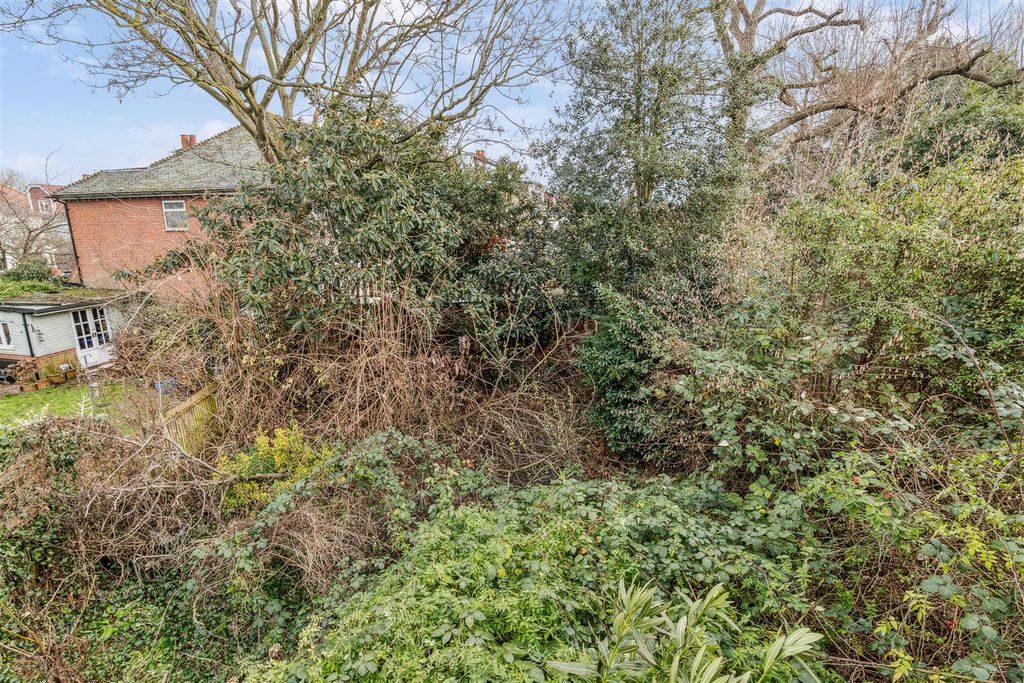 Property photo 3 of 12 Sutton Court Road, W4 - For Sale