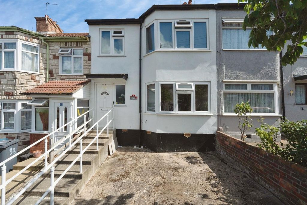 Property photo 1 of 11 Front.Jpg