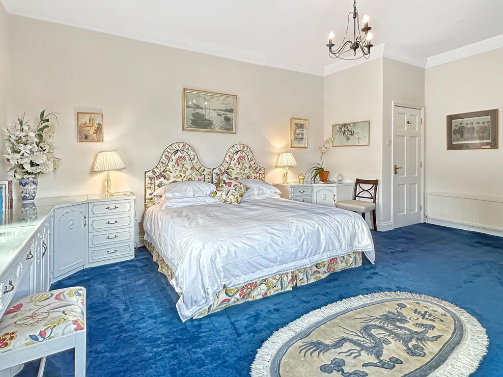 Additional image 16 of 5 bed detached house for saleSt. Marys Square, Newmarket CB8