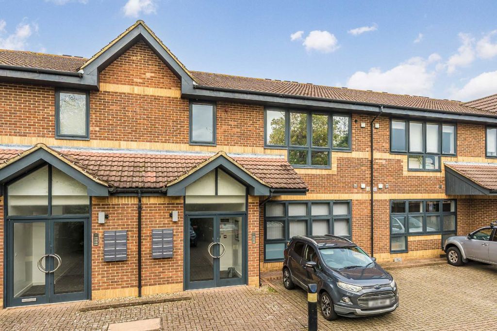 Property photo 1 of 5