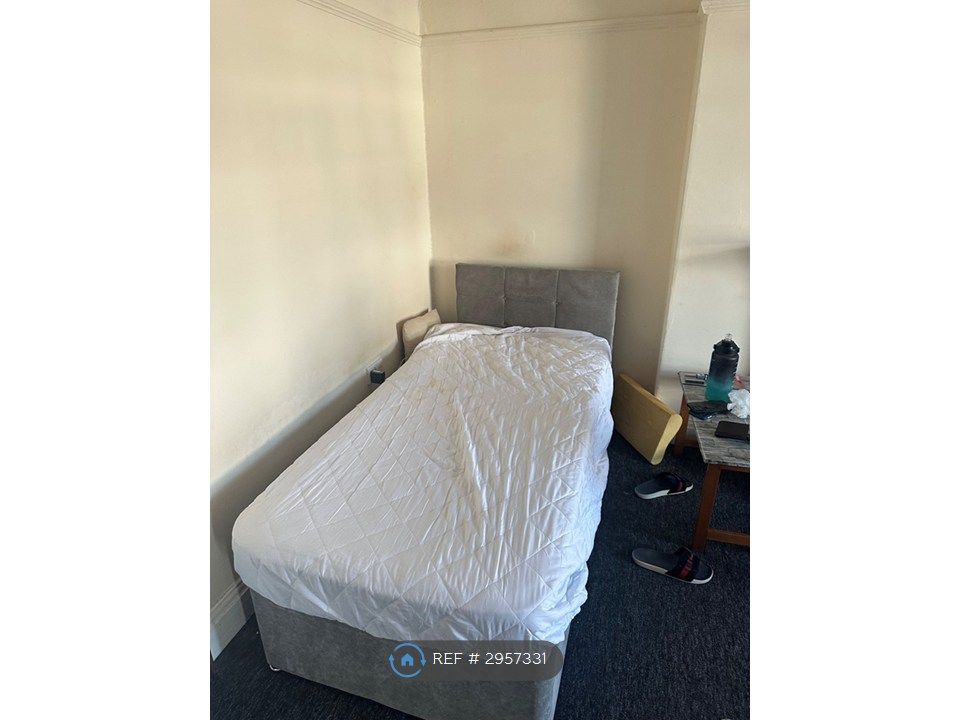 Property photo 3 of 3