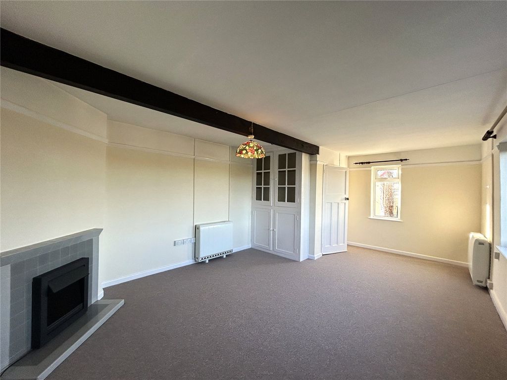 Property photo 2 of 8 Picture No. 03