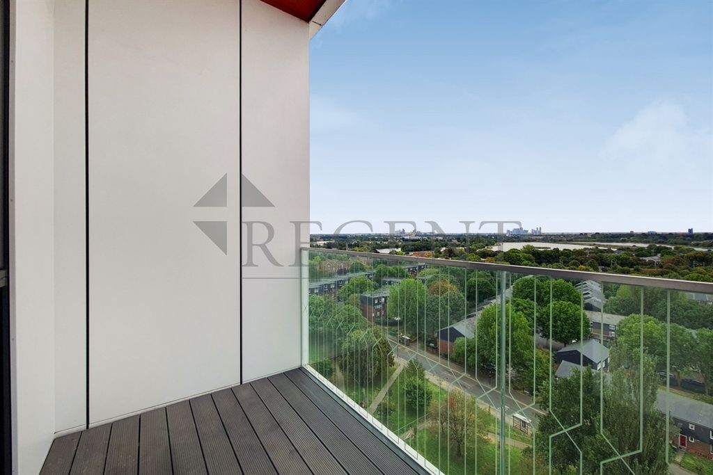 Property photo 2 of 12 Balcony