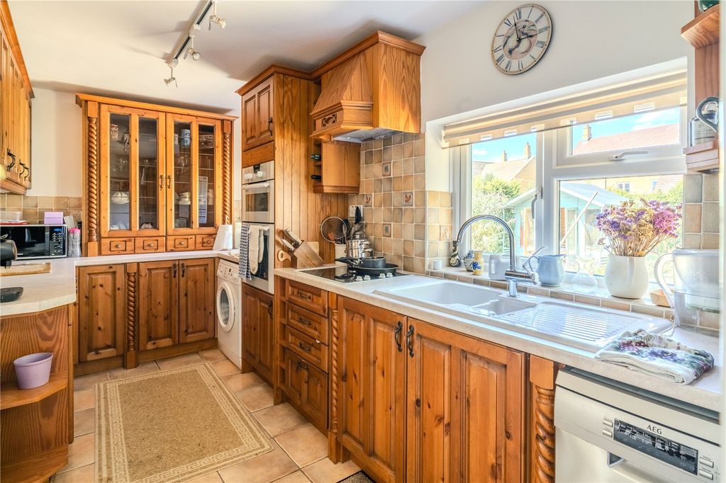 Property photo 2 of 14 Picture No. 06