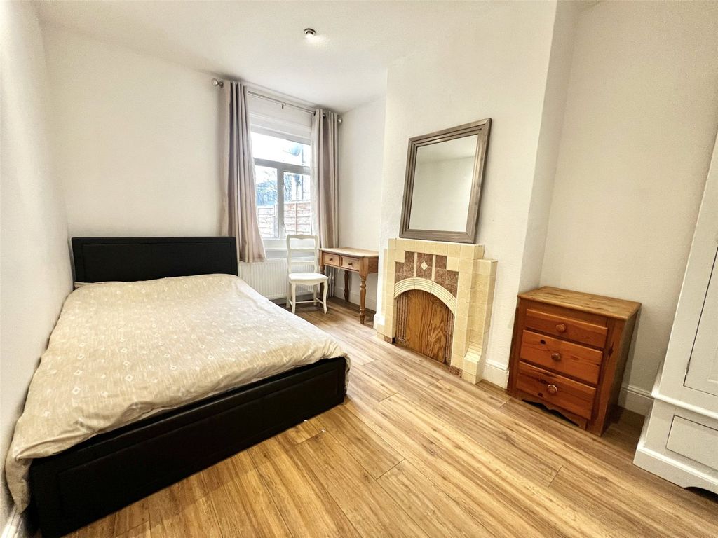 Property photo 2 of 4 Picture No. 01