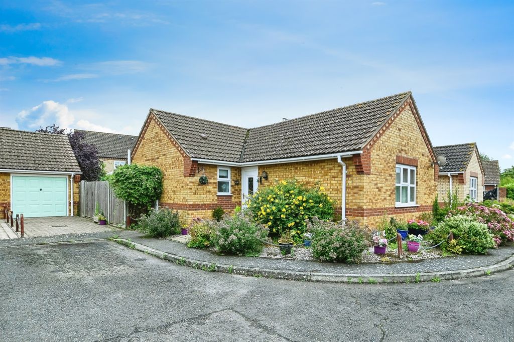 Property photo 1 of 20