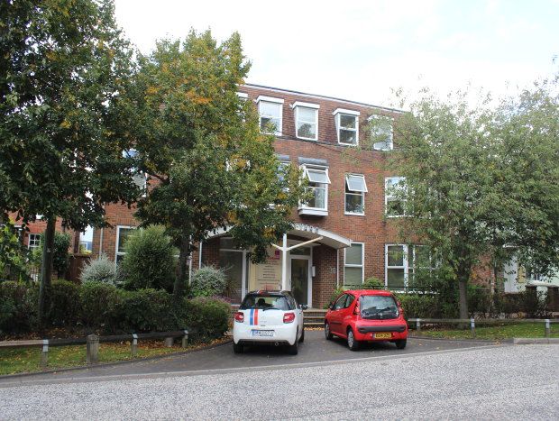 Property photo 1 of 3