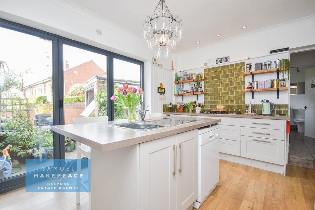 Property photo 2 of 23 Gallery