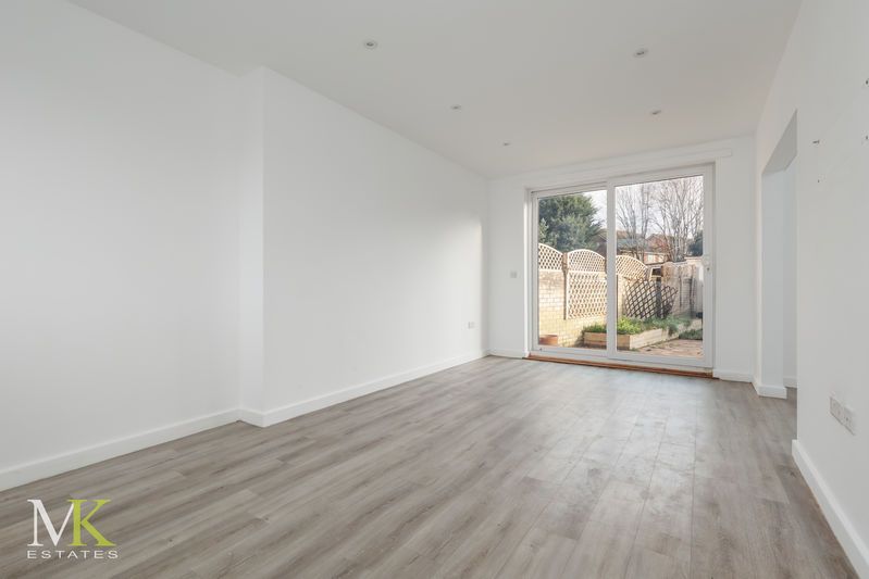 Property photo 2 of 21 Photo 8