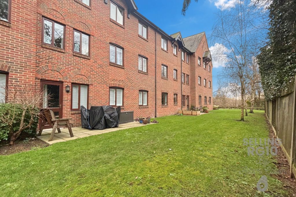 Property photo 3 of 20 4699366