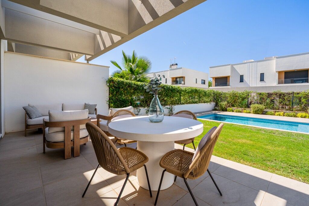 Property photo 1 of 20 Terrace.Jpg