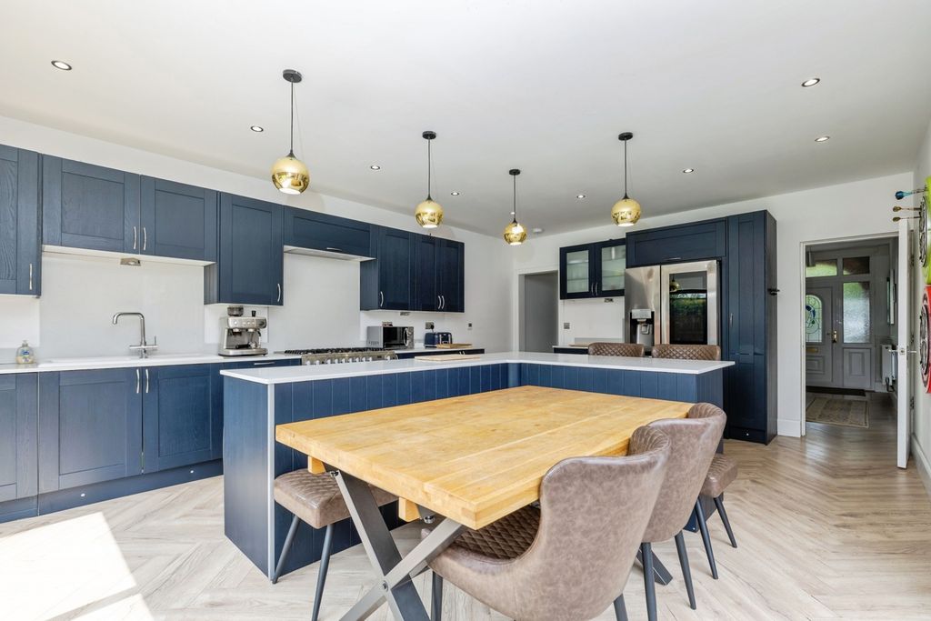 Property photo 2 of 12 Kitchen-Diner
