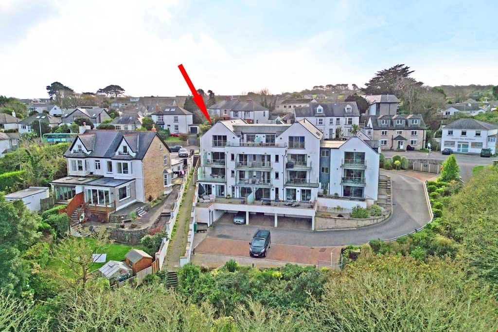 Property photo 1 of 15 2ce56B4d-A326-4Def-9c7E-8748B478654E