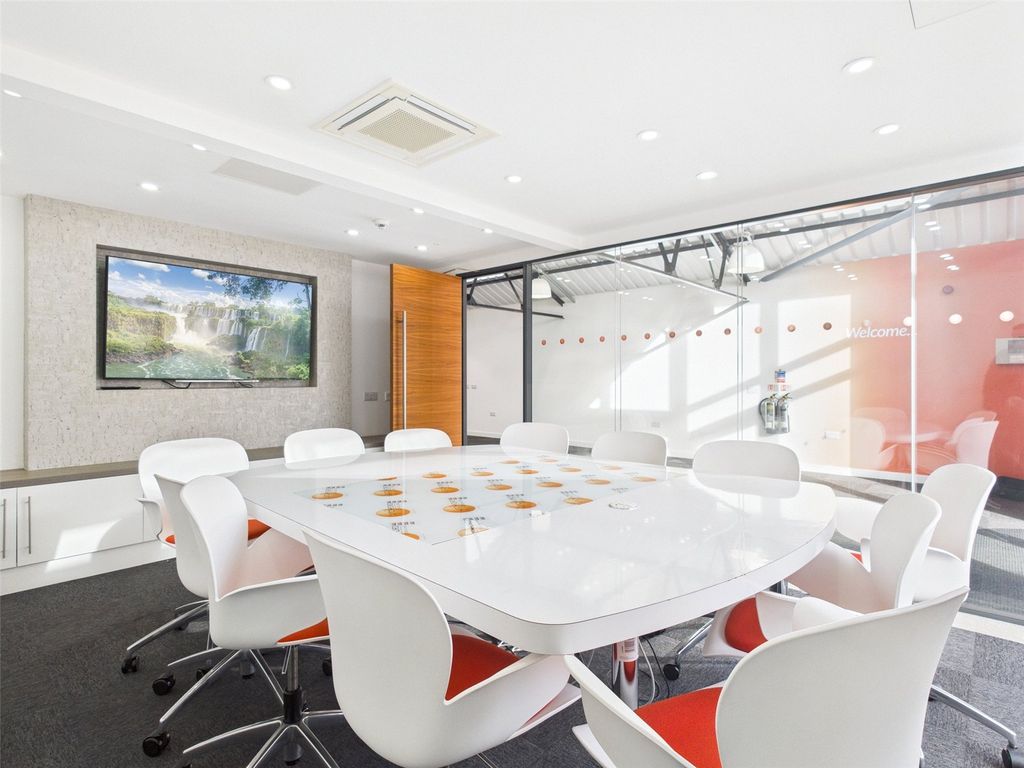 Property photo 3 of 7 Picture No. 10