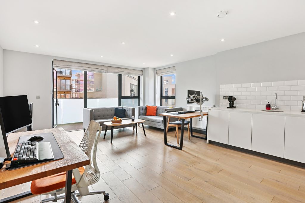 Property photo 1 of 20 Reception | Dining Area