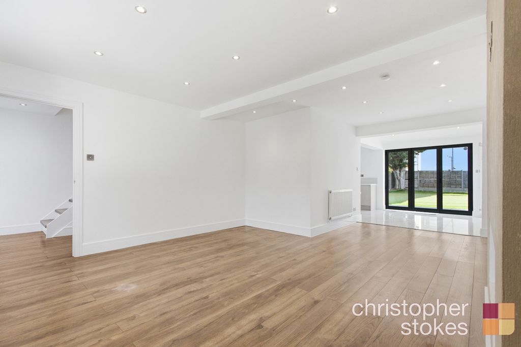 Property photo 3 of 22 195935