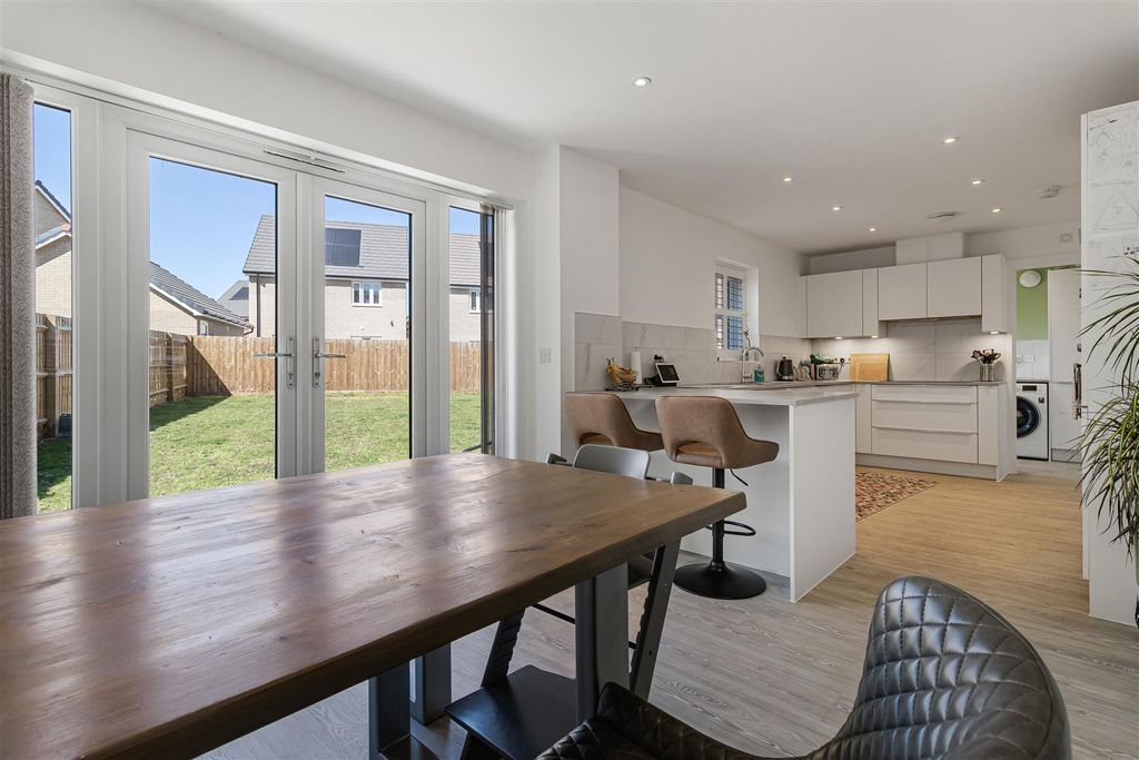 Property photo 2 of 29 4_79840.Jpg