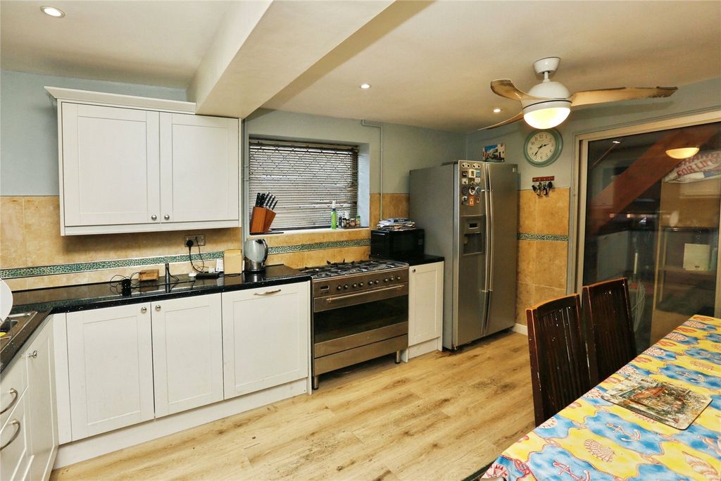 Property photo 3 of 12 Picture No. 09