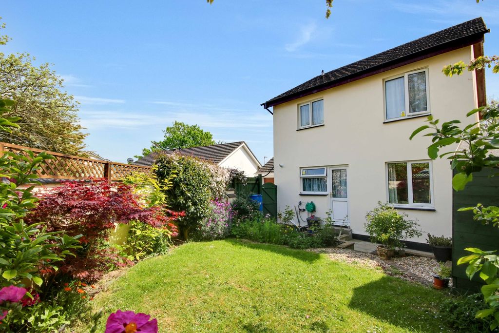 Property photo 2 of 18 Img_1399-Img_1401